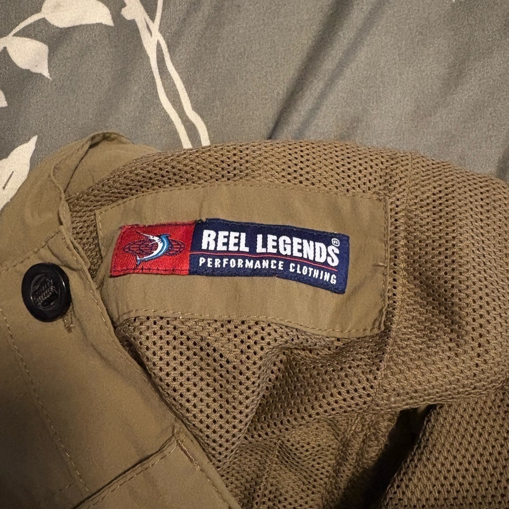 Reel Legends Men's Brown Cargo Shorts - Picture 5 of 5